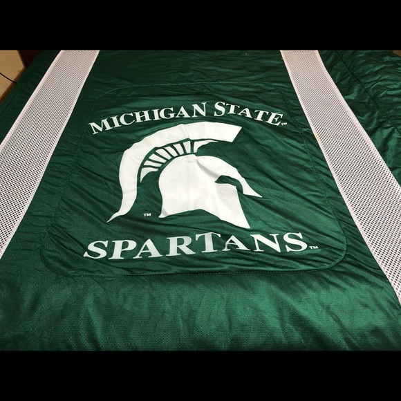 Michigan State Spartans themed bedding - Picture 2 of 6